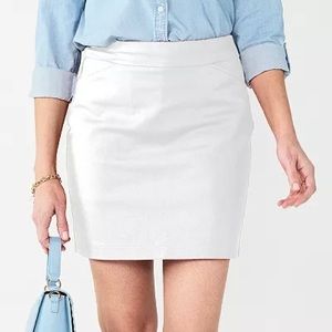 White Croft & Barrow Mini Skort w/ Front Pockets